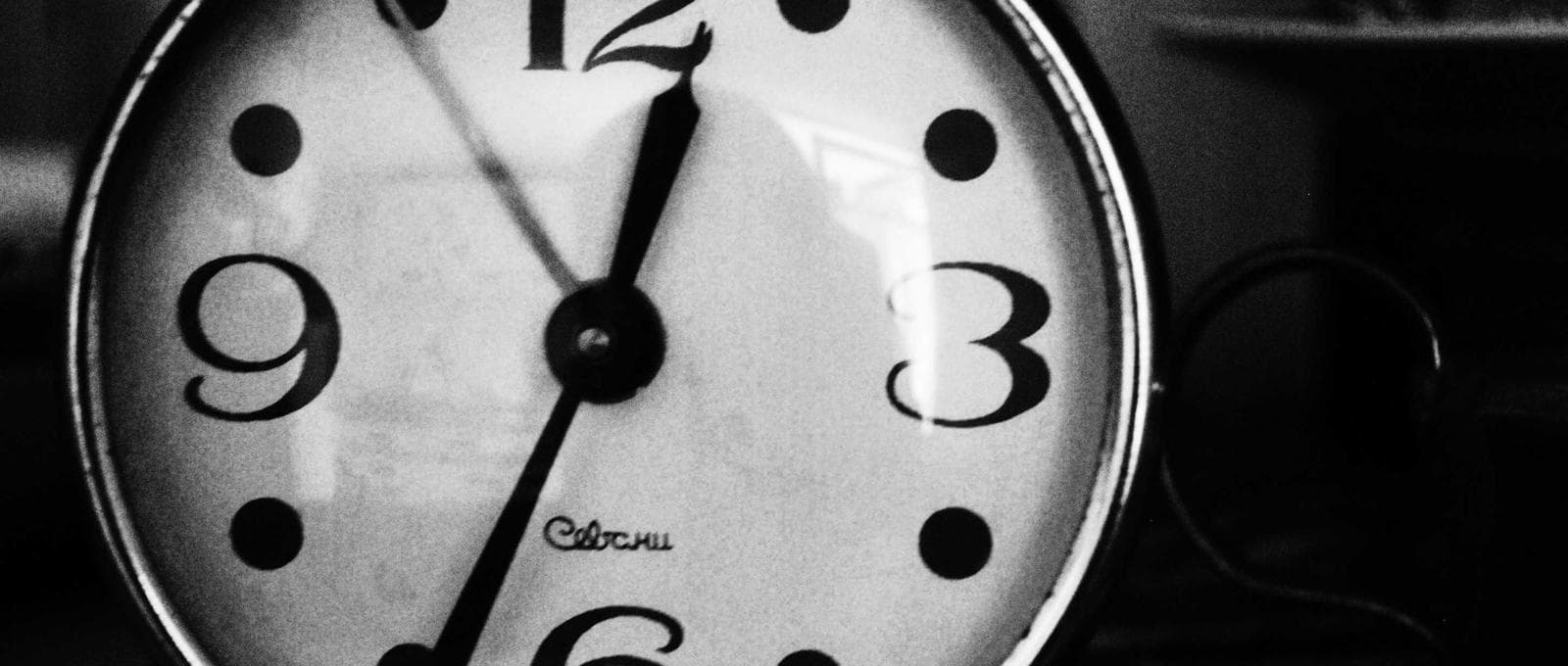 Un reloj marcando el paso del tiempo